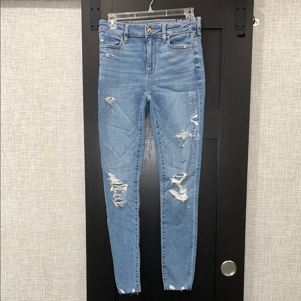 American Eagle Outfitters Blue Distressed high rise jeggings Jeans size 4